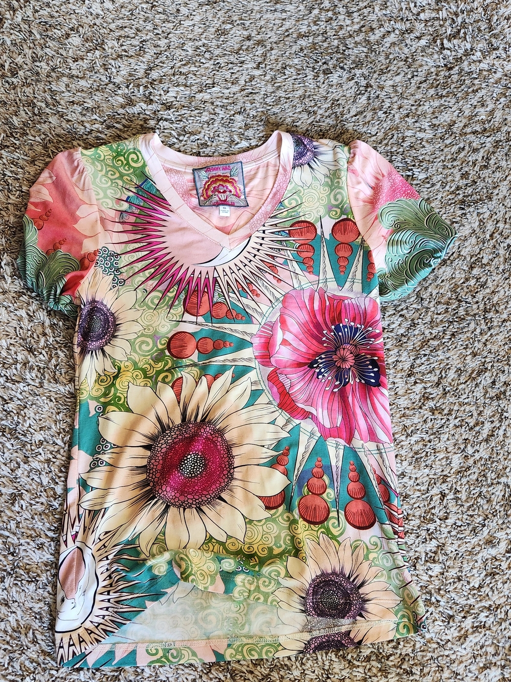 Johnny Was XS Pink & Green Floral V-Neck Short Sleeve Tee - Picture 4 of 7